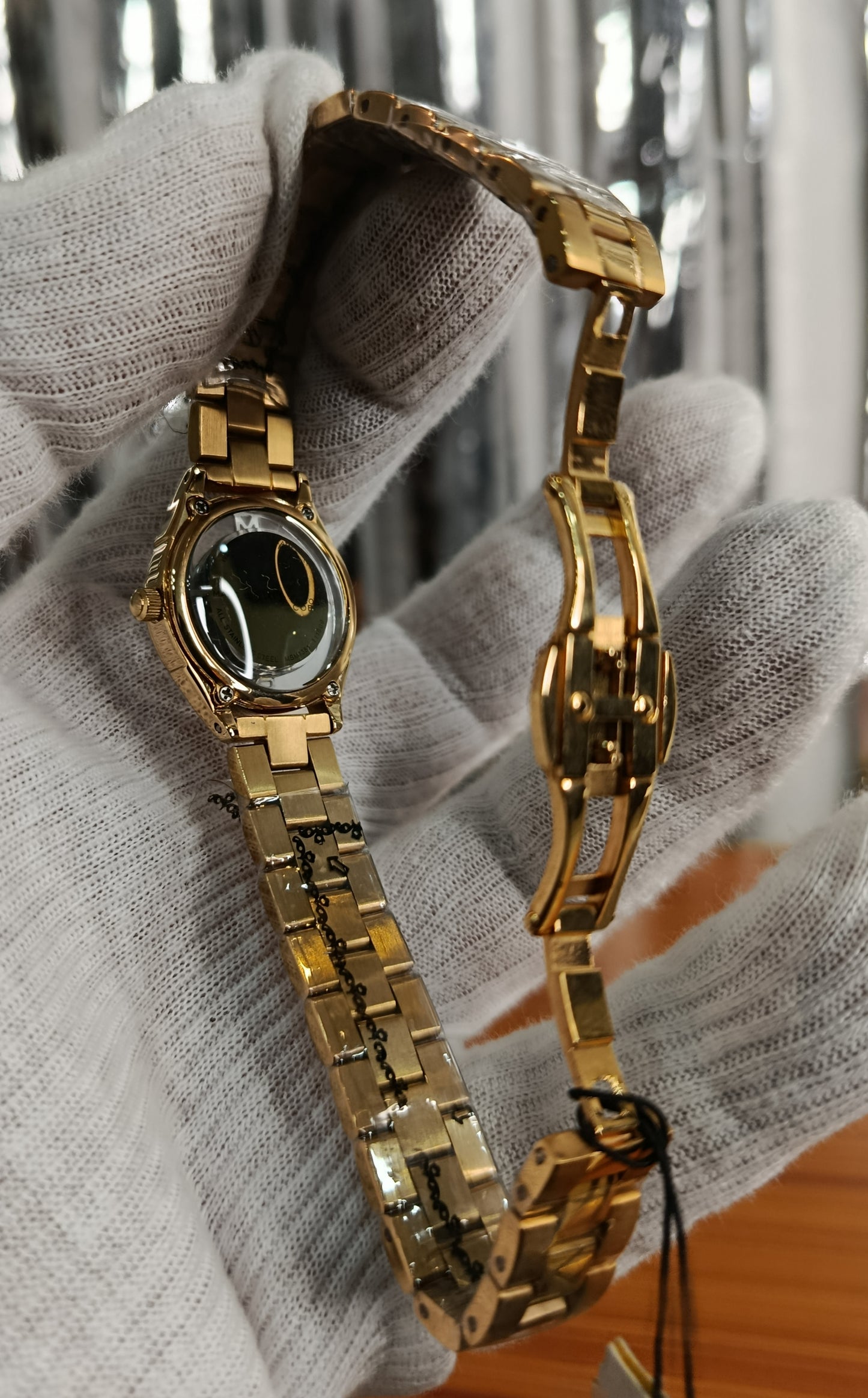 Marc Jacobs Tether Gold Tone Dial Gold Tone Stainless Steel Women’s Quartz Watch