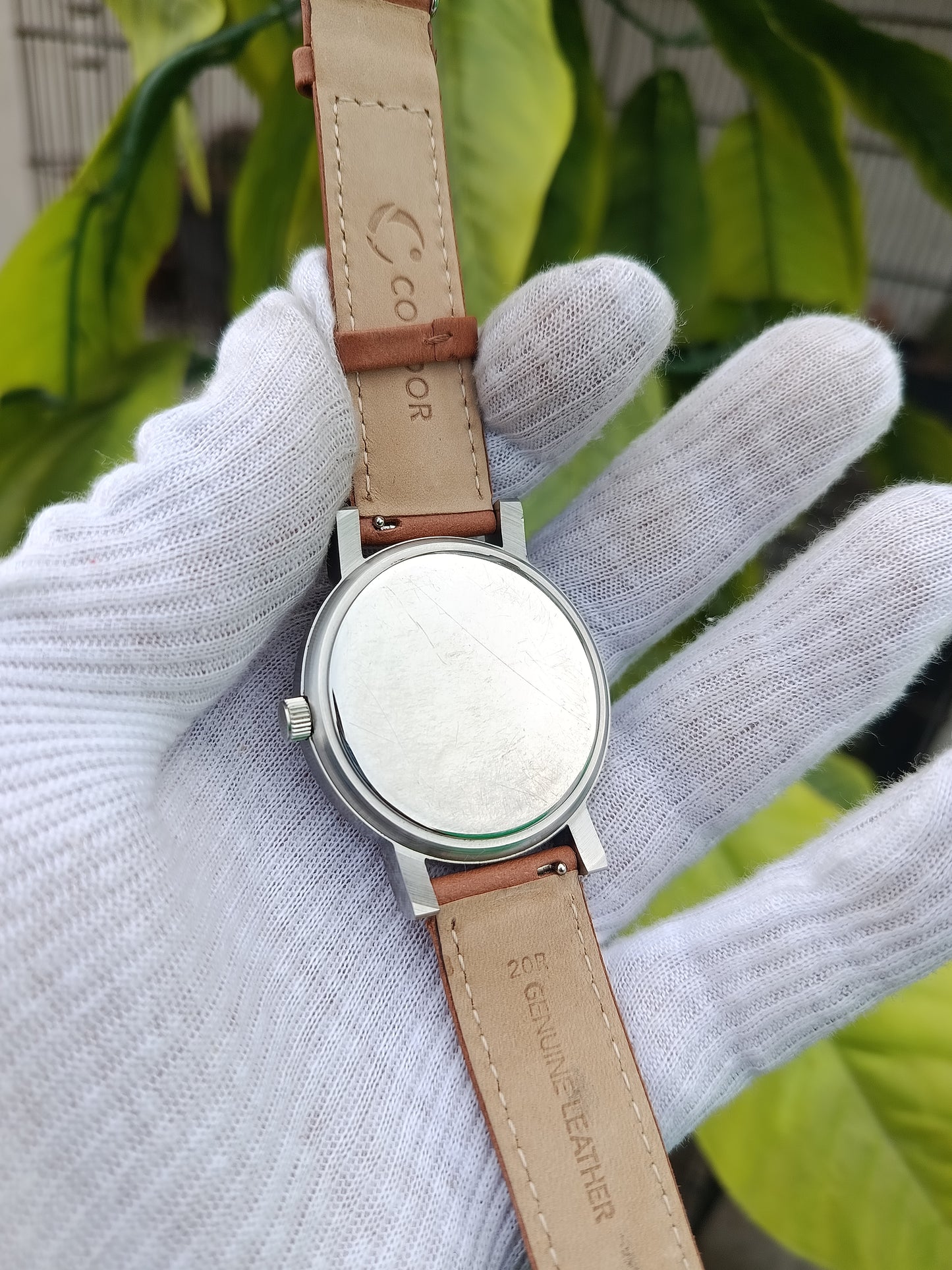 Men’s Watch – White Dial with Brown Strap