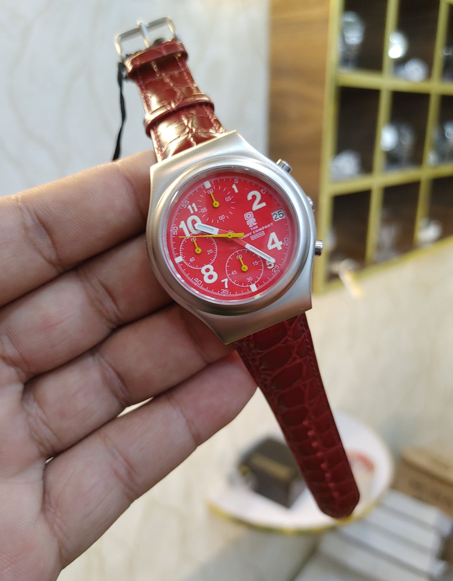 Funny & Company Watch