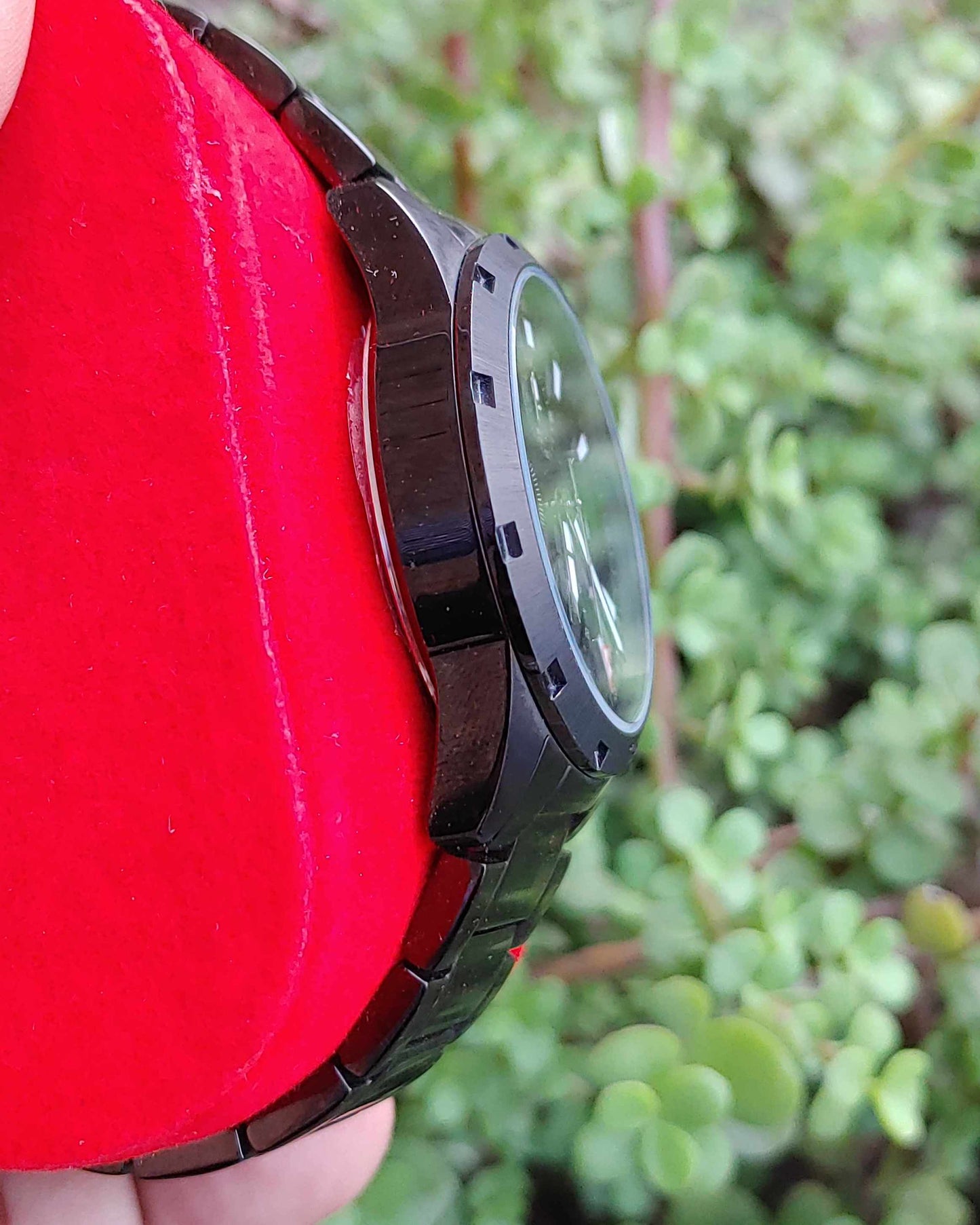 Titus Luxury Black Wrist Watch Edition