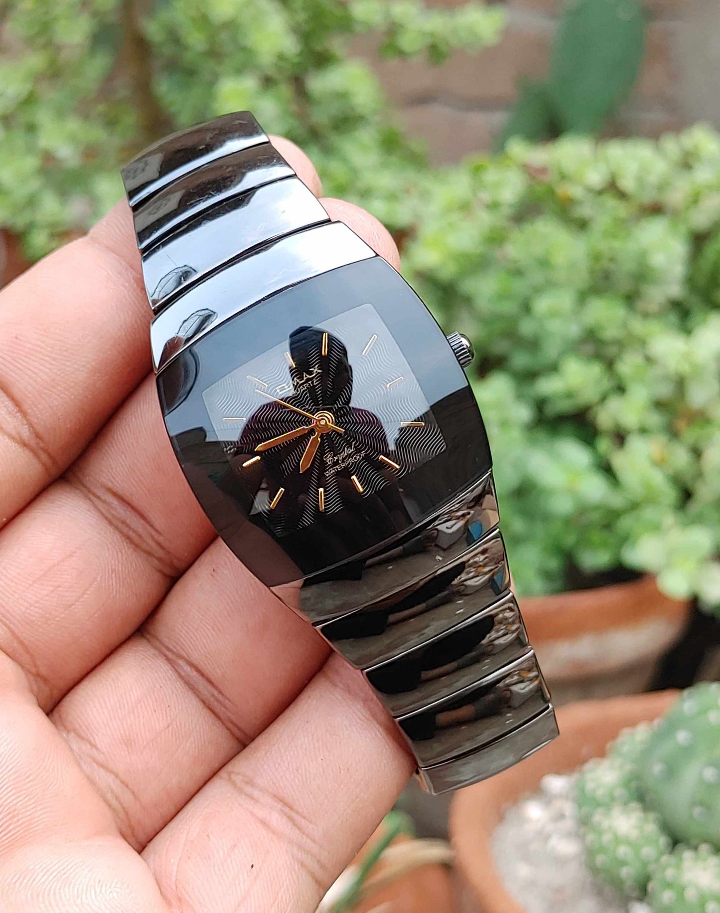 Omax Vintage Black Watch