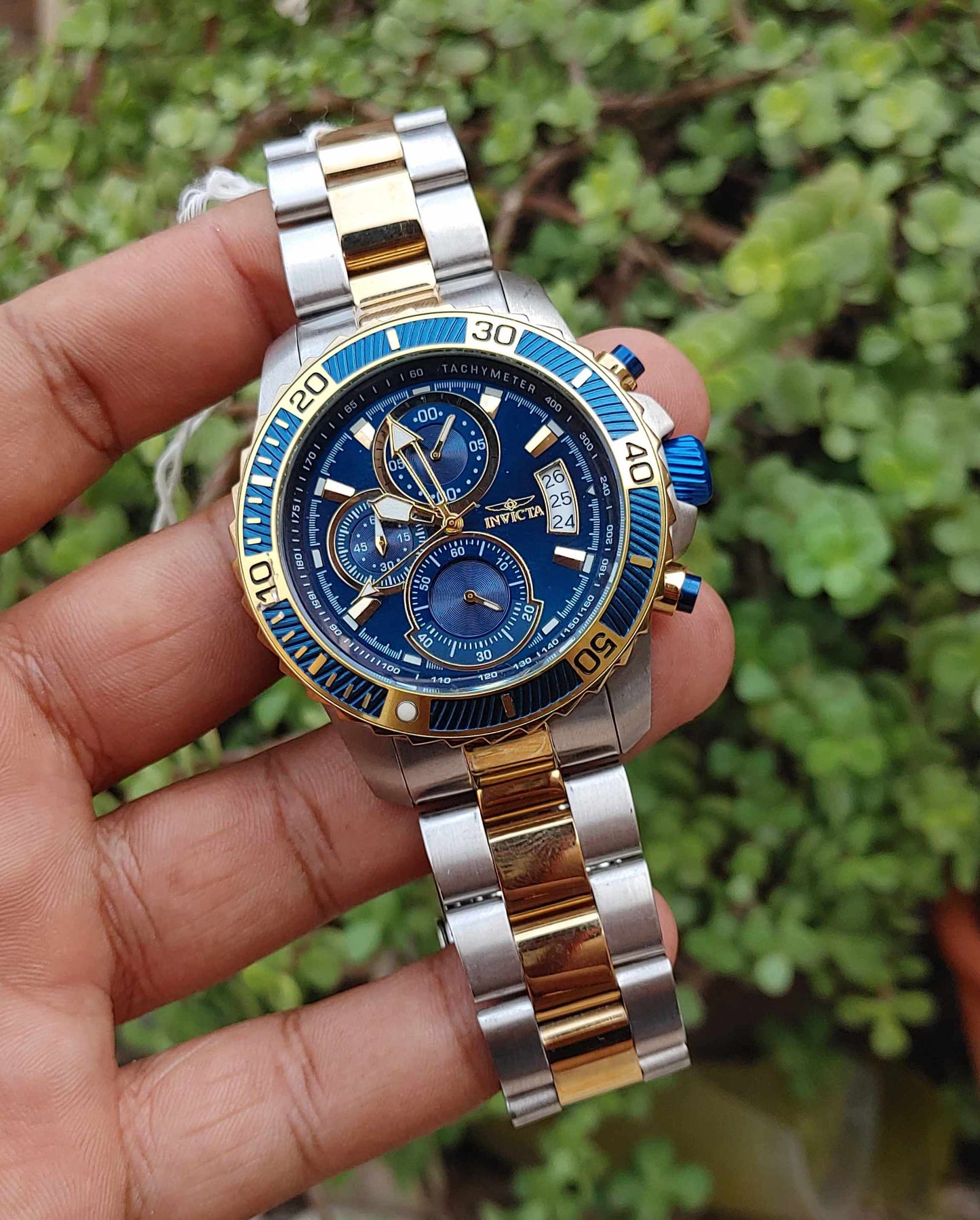 Invicta Premium Chornograph Wrist Watch For Men in Royal Blue Dial