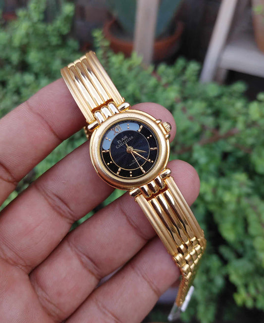 Flair Watch for Women Vintage Gold Colour
