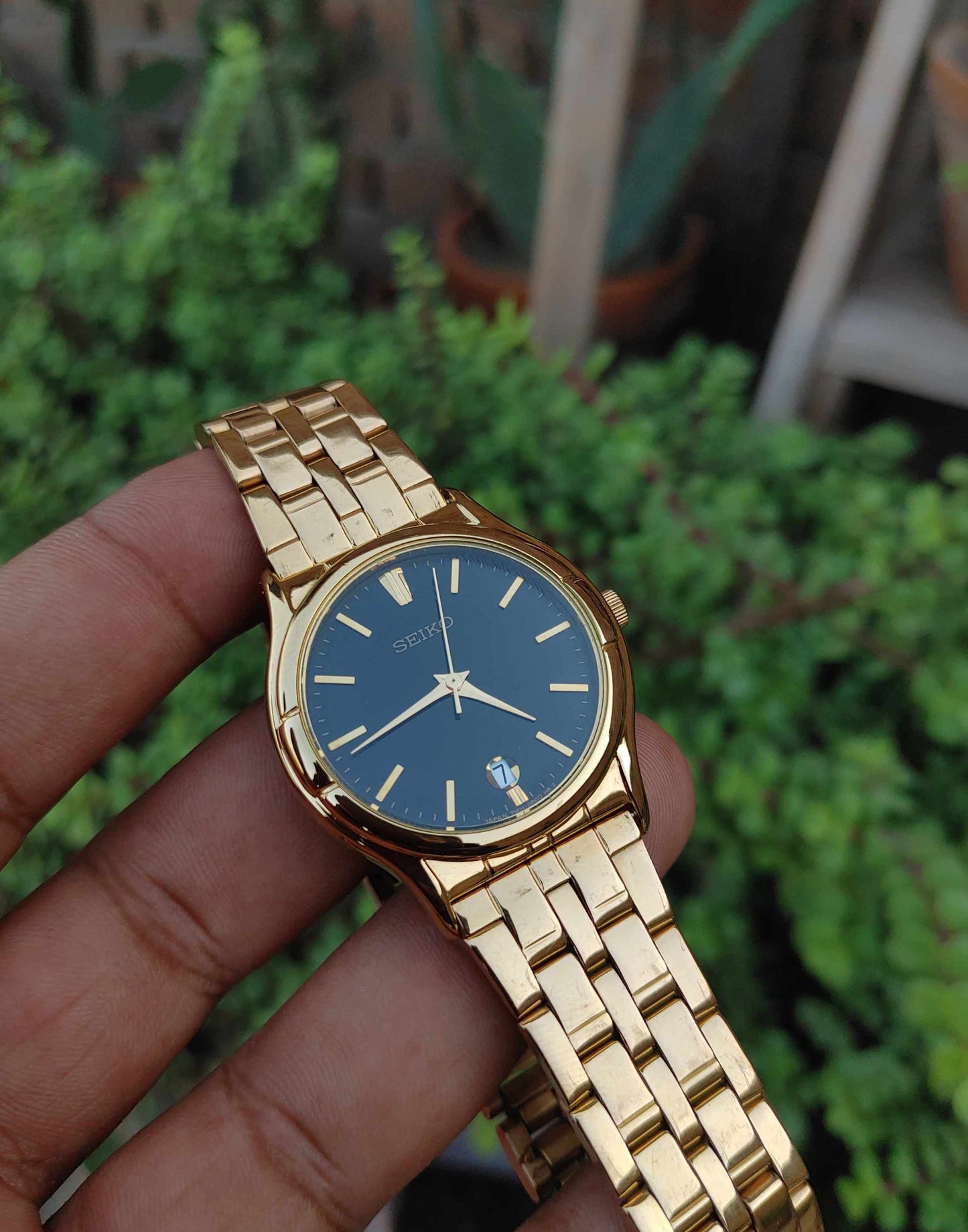 Seiko Vintage Gold Japan Movement Watch for Men in Light Weight
