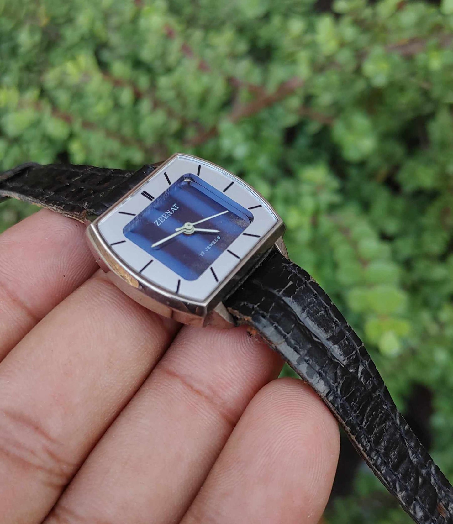 Zeenat Vintage Hand Winding Watch for Women