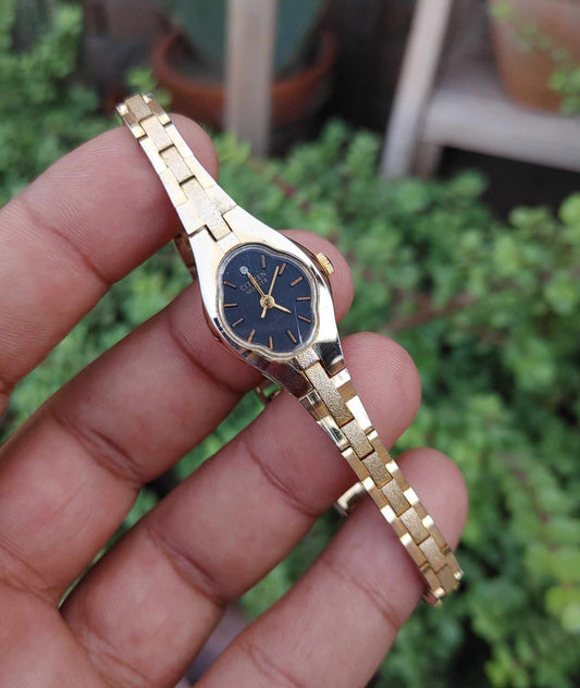 Citizen Vintage 90s Golden Watch for Women