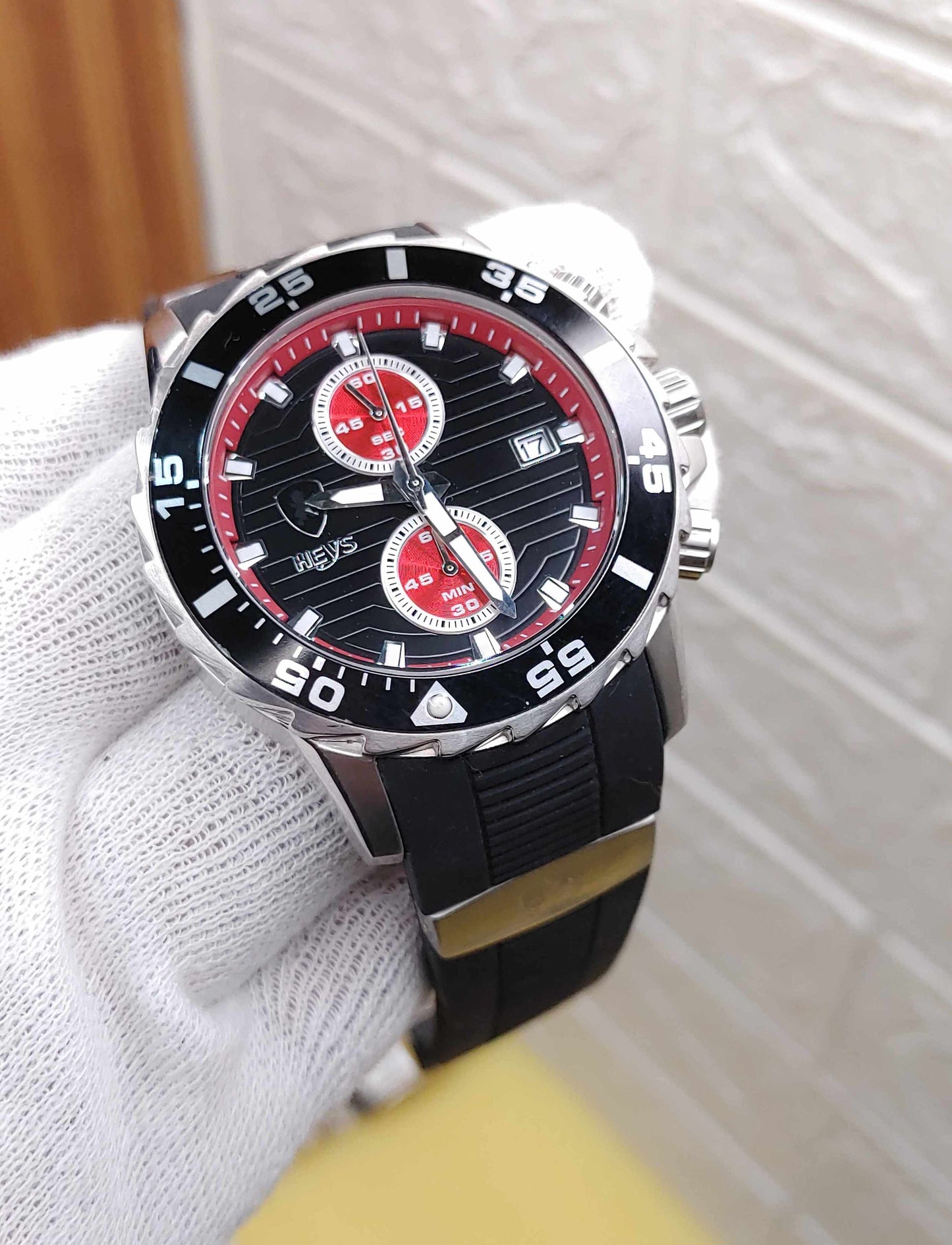 Heys Sports Chornograph Watch For Men