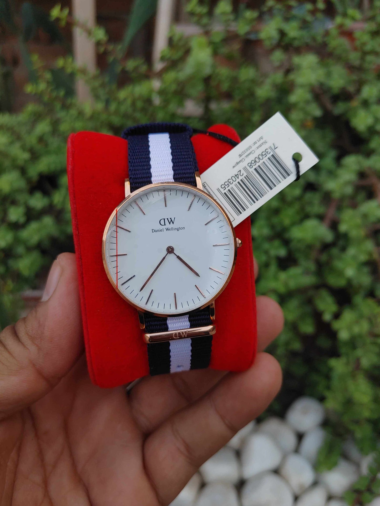 Daniel Wellington Nato Strap Elegant Wrist Watch for Men