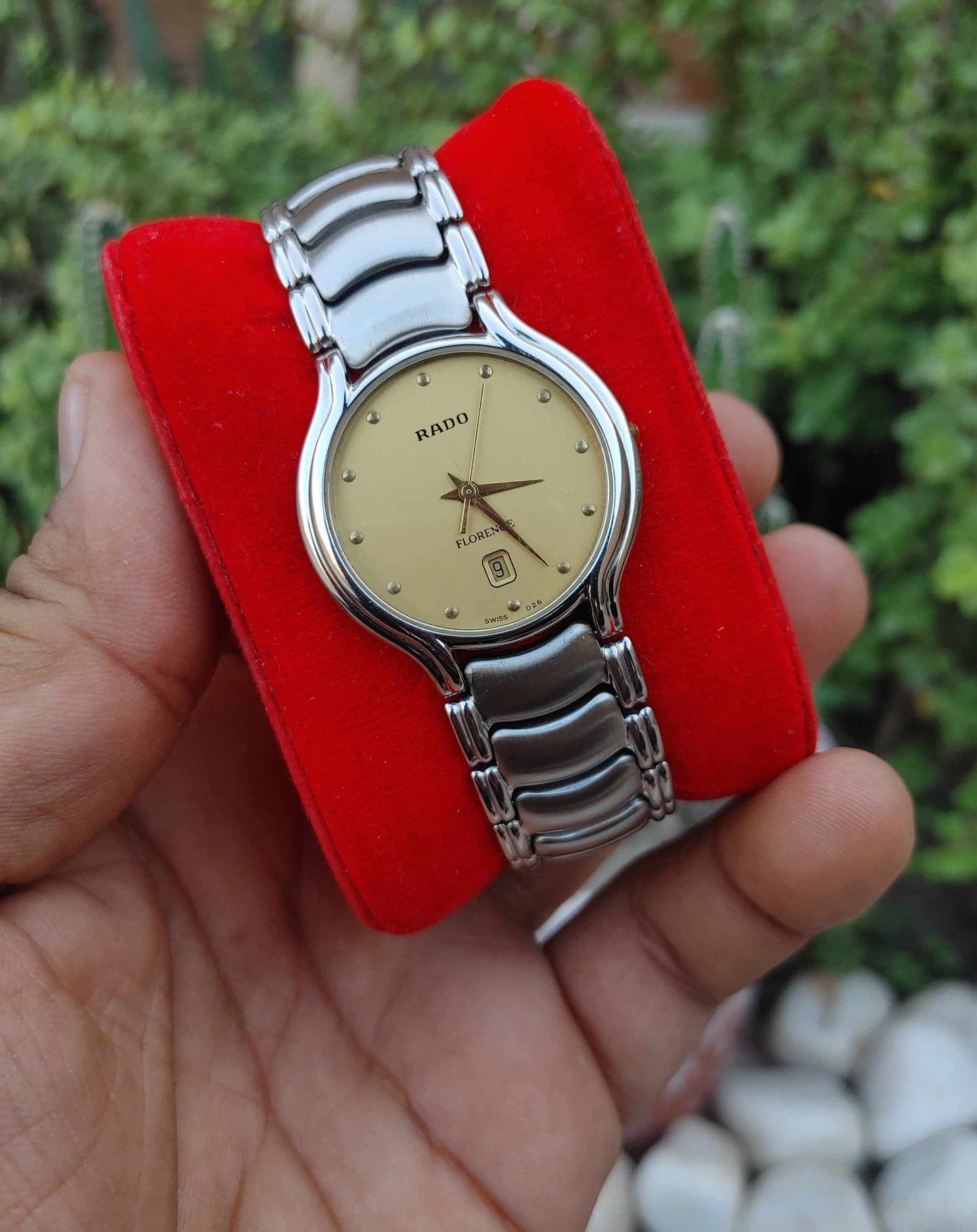 Rado Florence Swiss Quartz 38mm Wrist Watch For Men in Pristine Condition