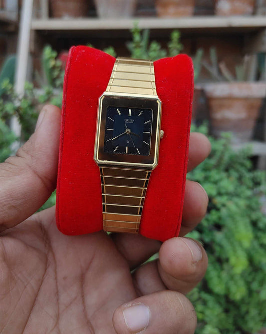 Citizen Watch From Golden Era 32mm Unisex Stainless Steel Tank Shape 90s Vintage Model