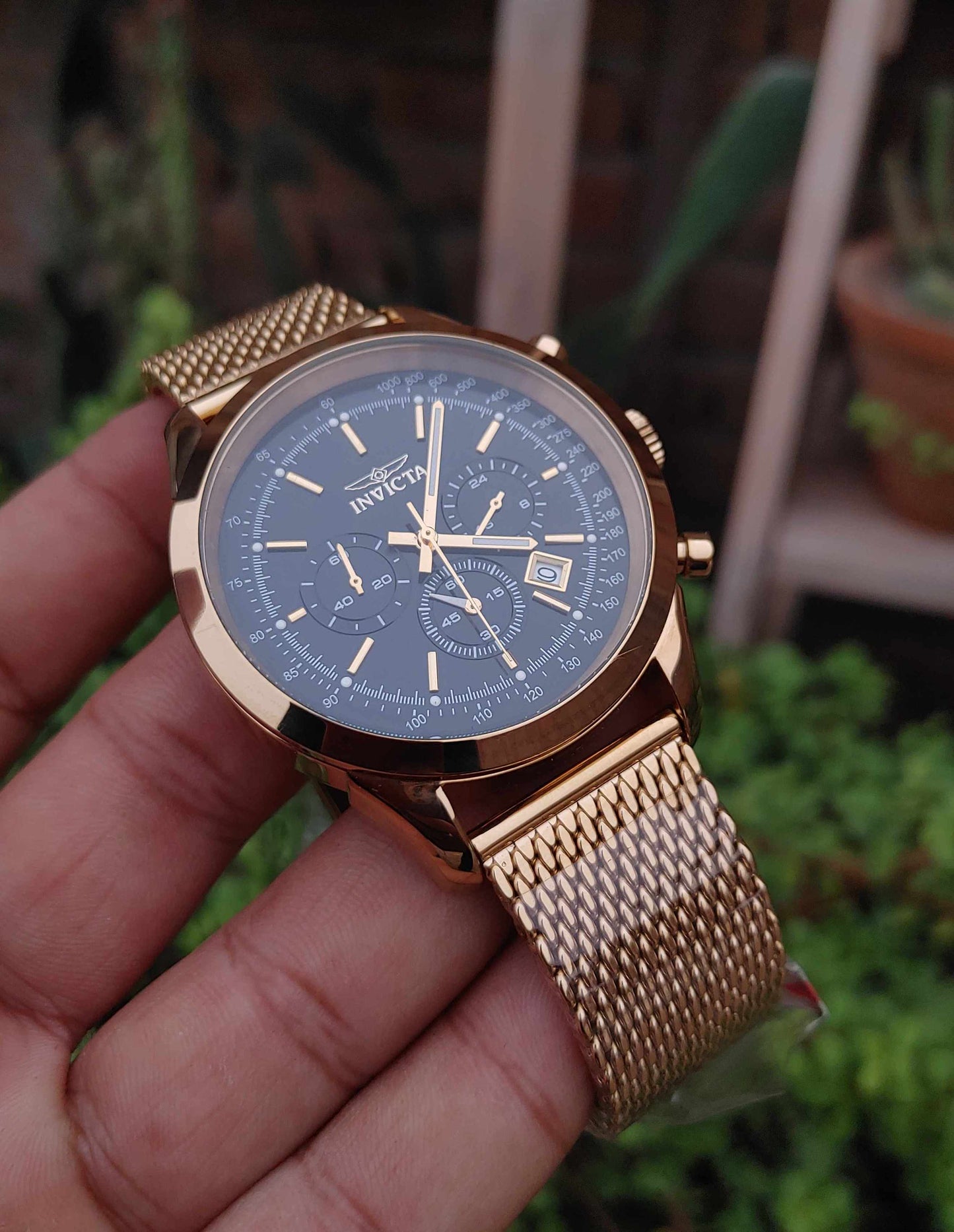 Invicta Gold Limited Model Design Chornograph Watch For Men