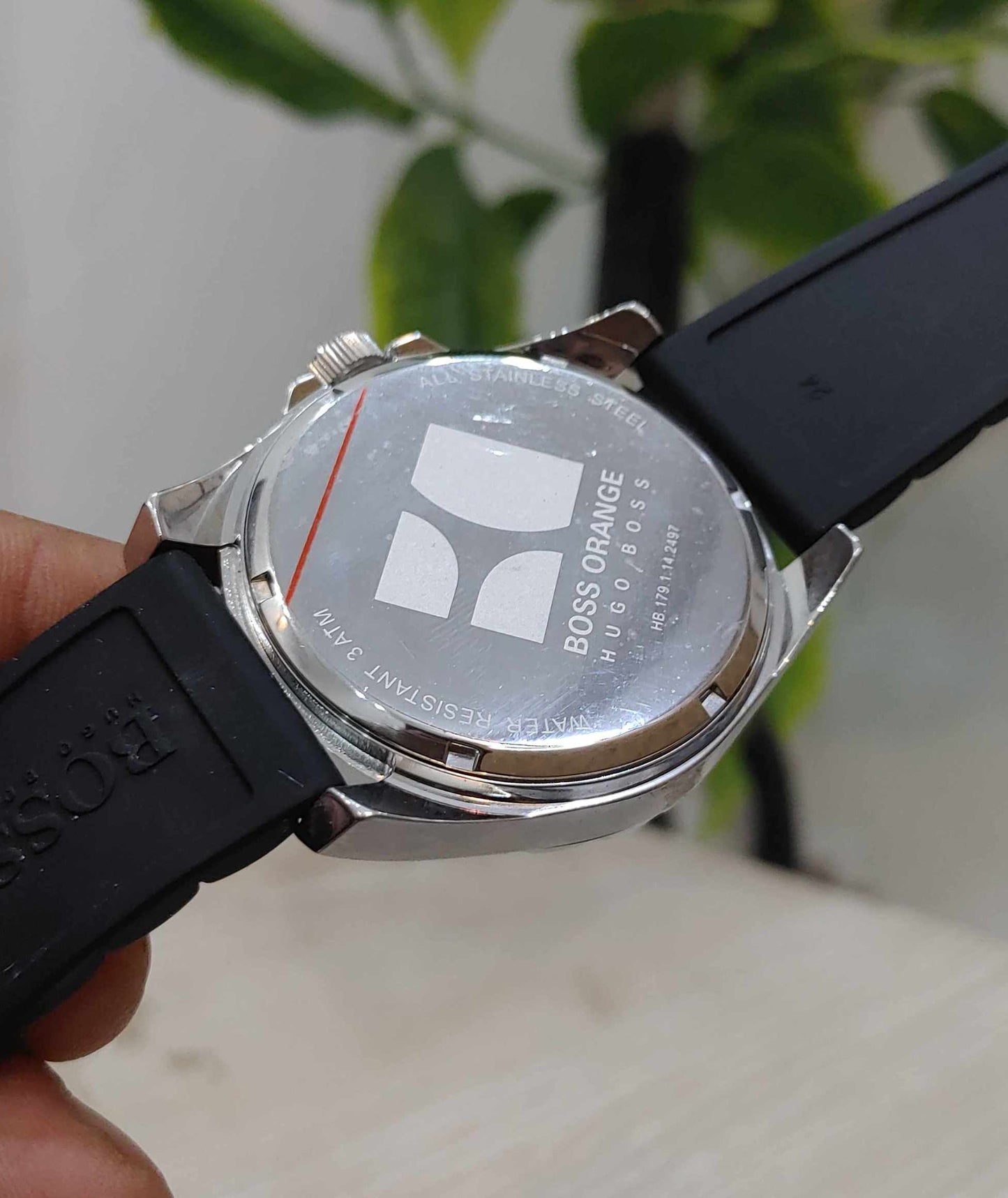 Hugo Boss Orange Chornograph Watch For Men Rubber Straps Japan Movement 100% Authentic Imported Watch.
