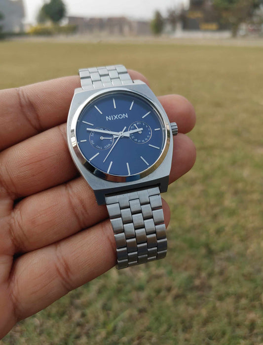 Nixon Date o Graph Watch For Men in Blue Case Diameter