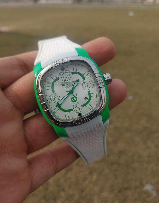 Tendence E3 Water Dial Watch For Men im Light Green Dial