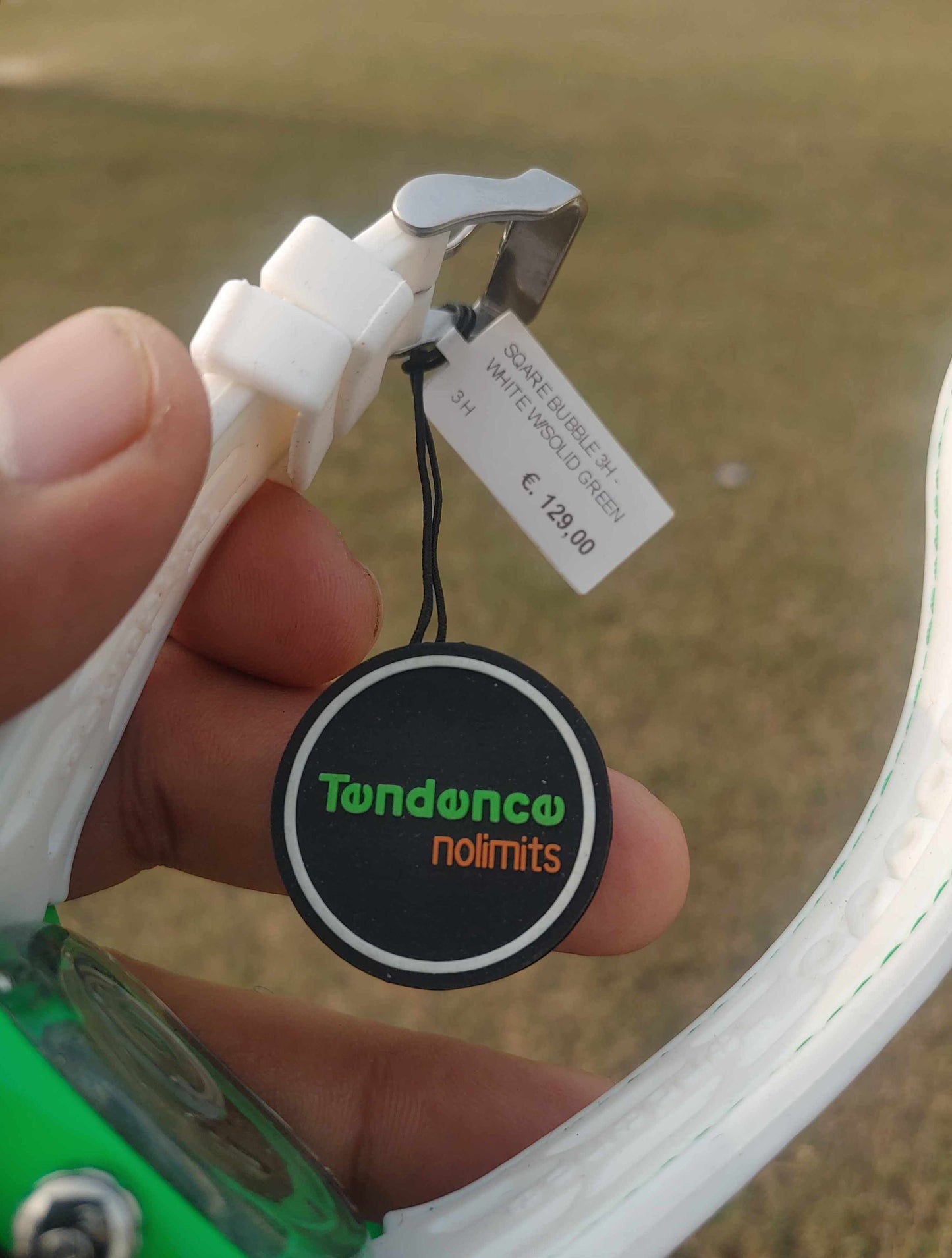 Tendence E3 Water Dial Watch For Men im Light Green Dial