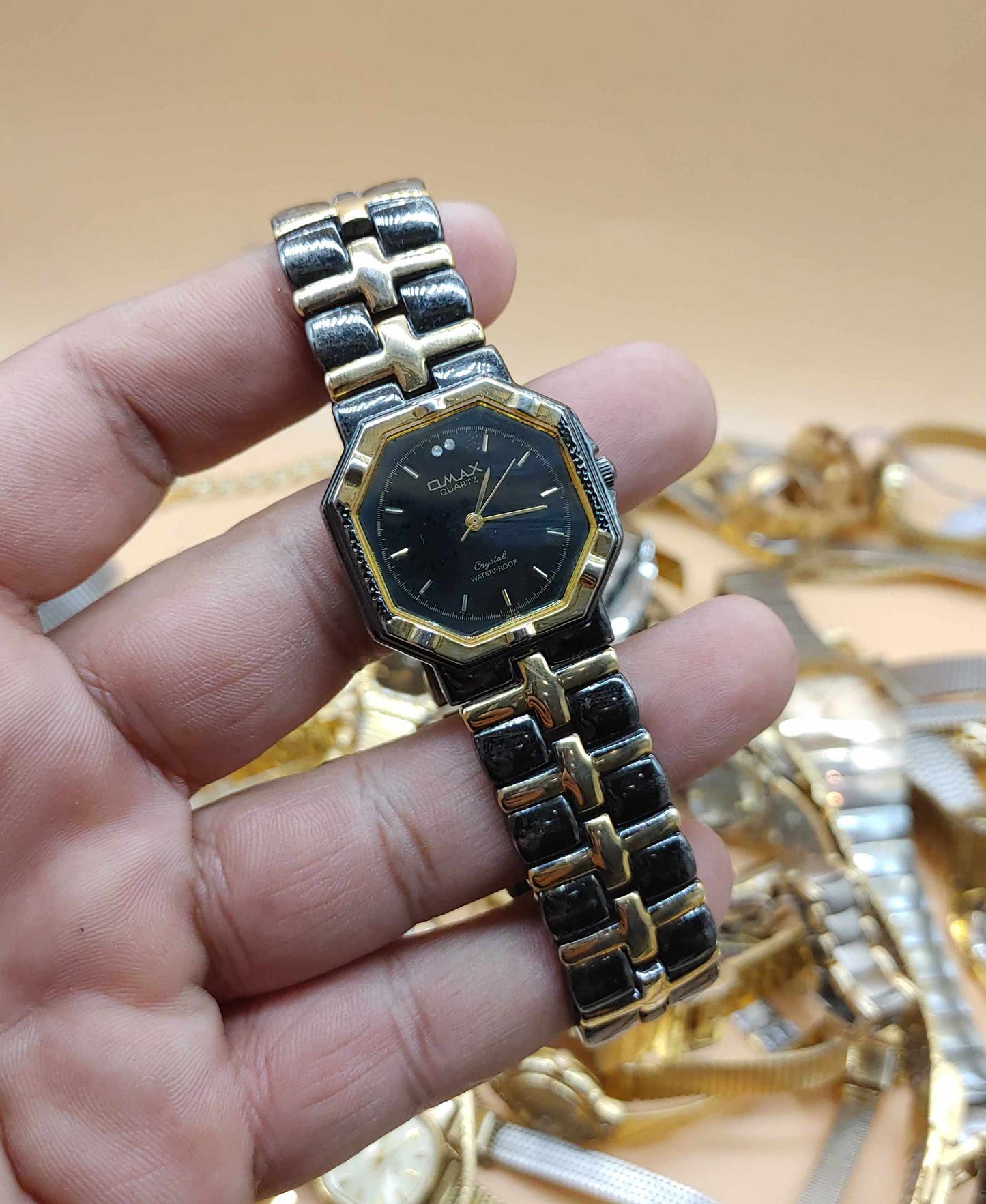 Mix Lot of 30 Plus Men Women Vintage Watches
