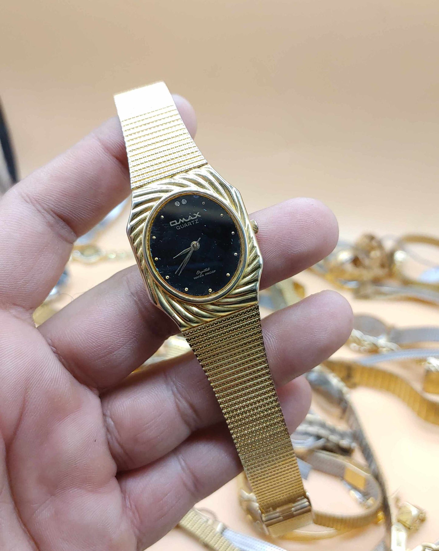 Mix Lot of 30 Plus Men Women Vintage Watches