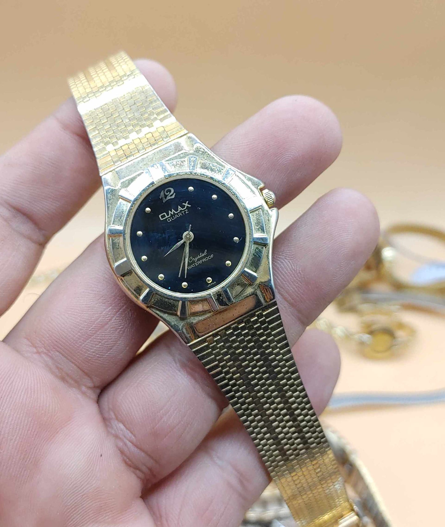 Mix Lot of 30 Plus Men Women Vintage Watches