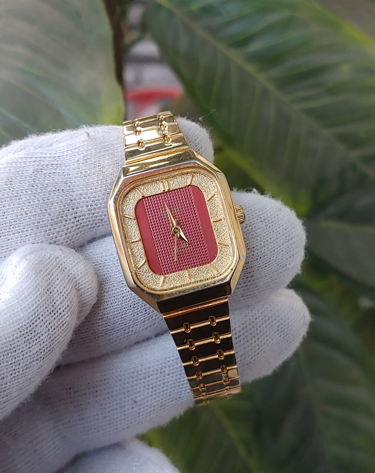 Omax Vintage Watch For Women Japan Made