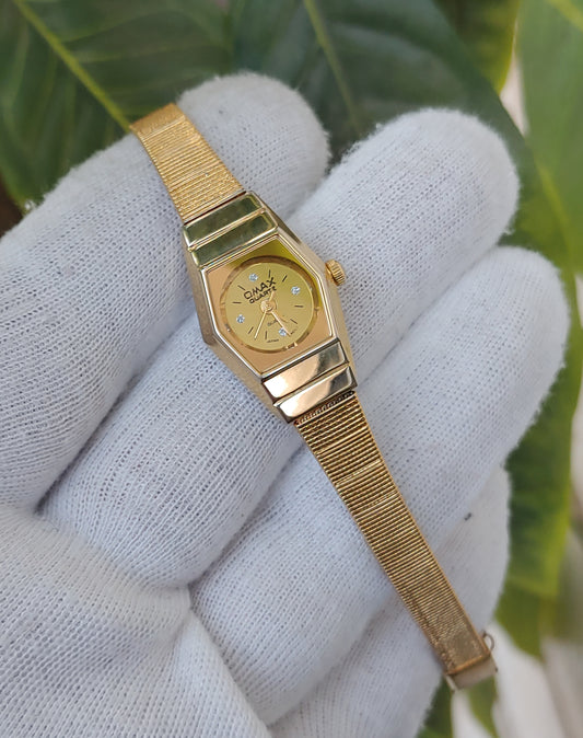 Omax MOA-20W Vintage Watch For Women