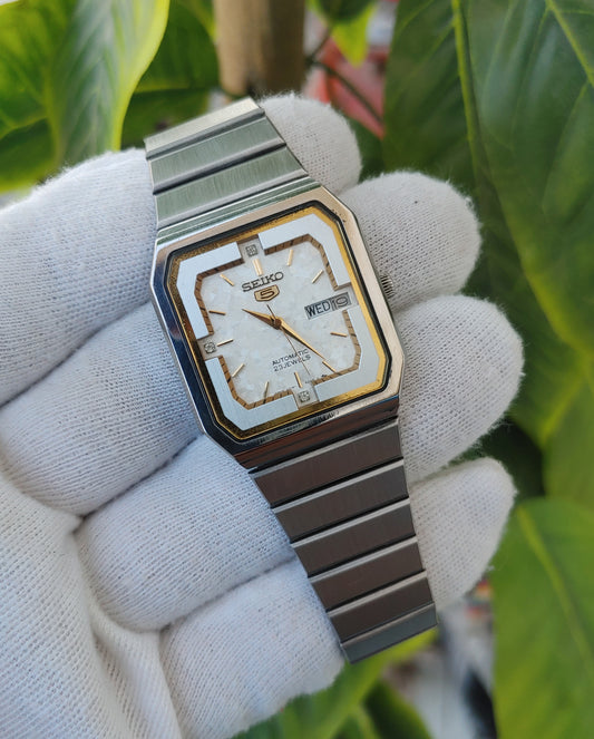 Vintage Men's Seiko 5 2949-531B 30mm Automatic Day-Date Japan Made Wrist Watch