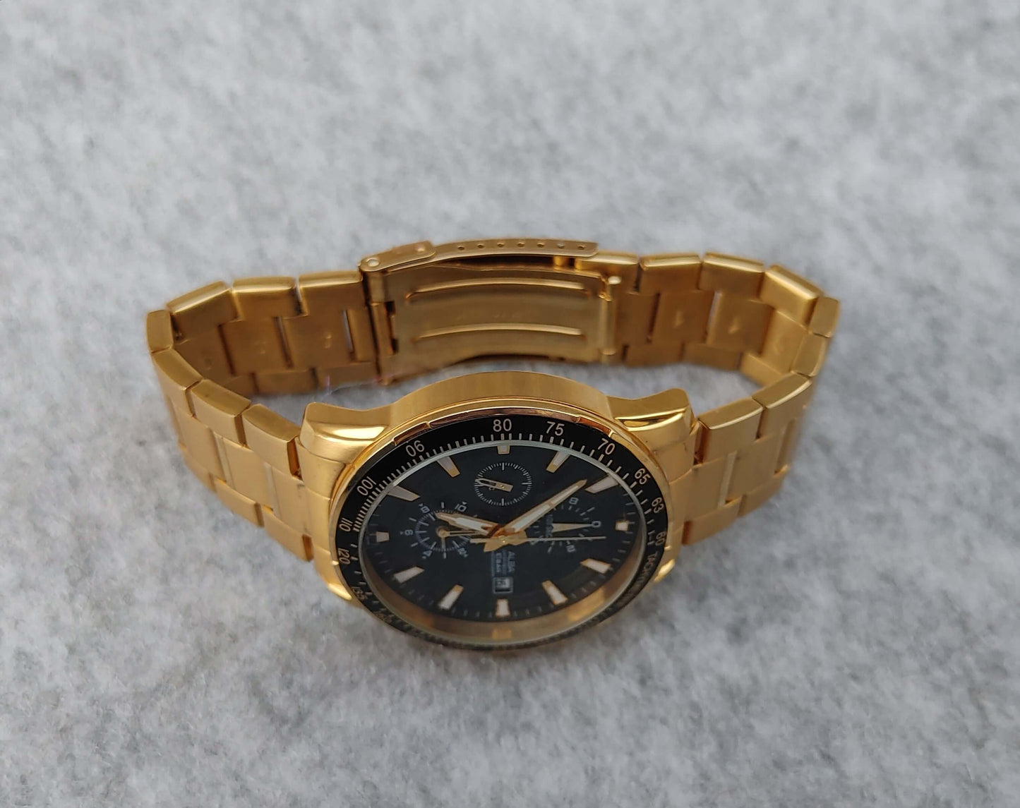 Alba Golden Chrnograph Men's Watch