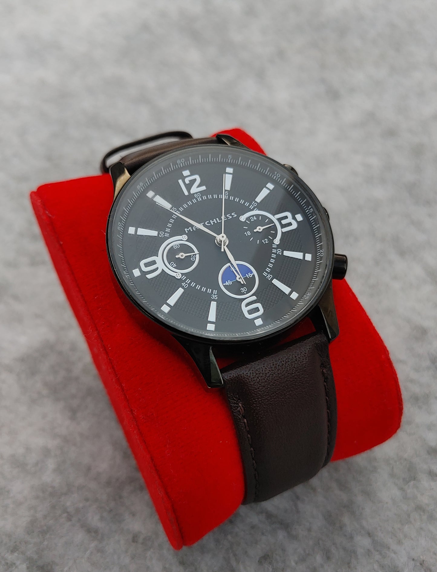 Matchless Chronograph Men's Watch – Quartz with Japan Movement
