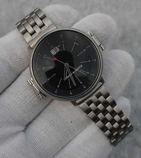 Cabane de Zucca VJ76-K170 Quartz Watch – Made in Japan | Unique Design & Precision