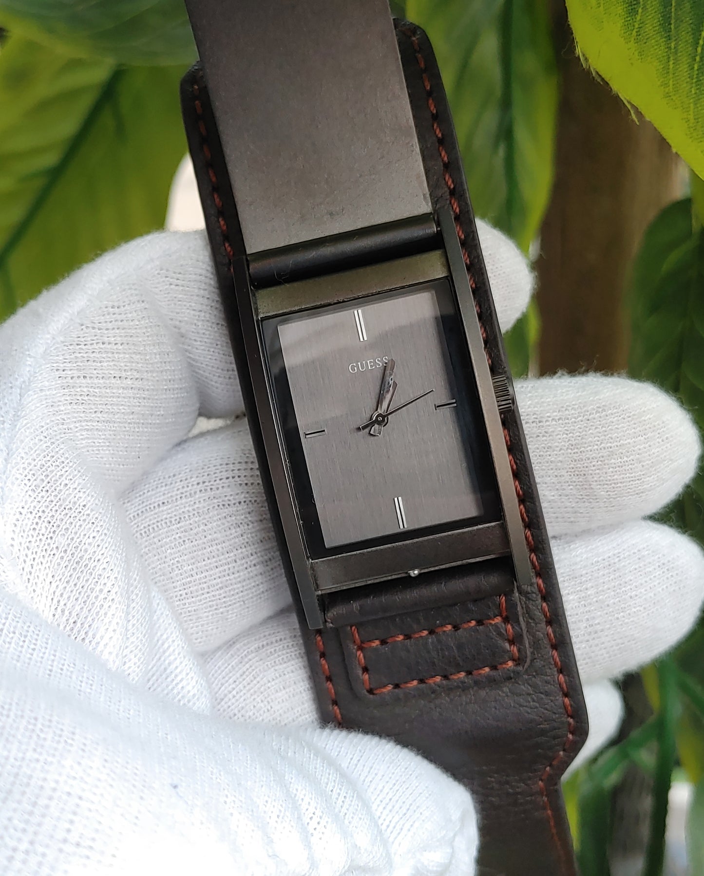 Guess Men's Black Dial Leather Band Watch - W0358G1