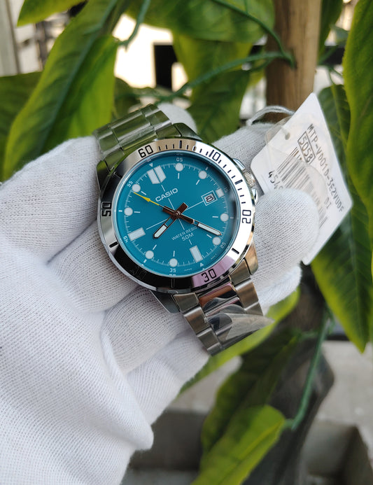 Stylish Stainless Steel Analog Watch – Casio MTP-VD01D-3E2VUDF with Green Dial