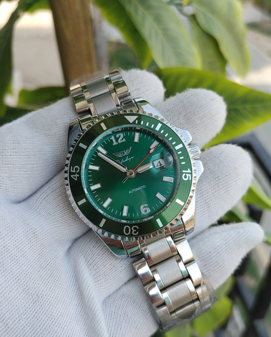 Automatic Yadiya Men's Hulk Green Dial Watch