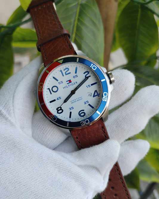 Tommy Hilfiger Men's Analog Watch with Leather Band – Model 1791132