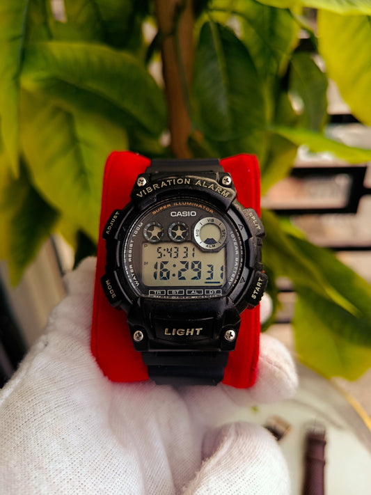 CASIO W-735H Vibration Alarm Sports Watch – Pre-Owned | Rugged Design | Shock Resistant