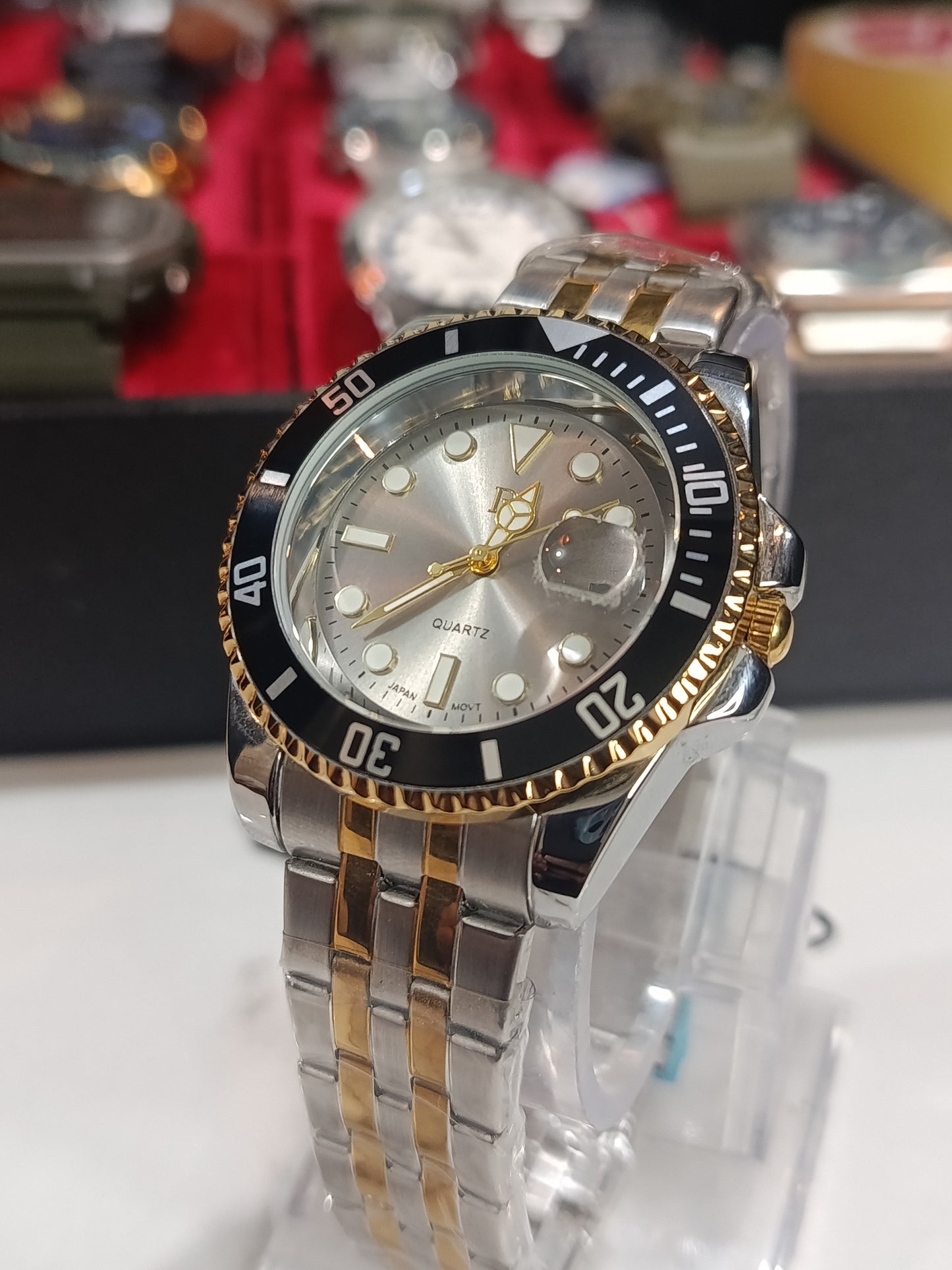 De Lawrence Double Tone Black Dial Red Black Bezel