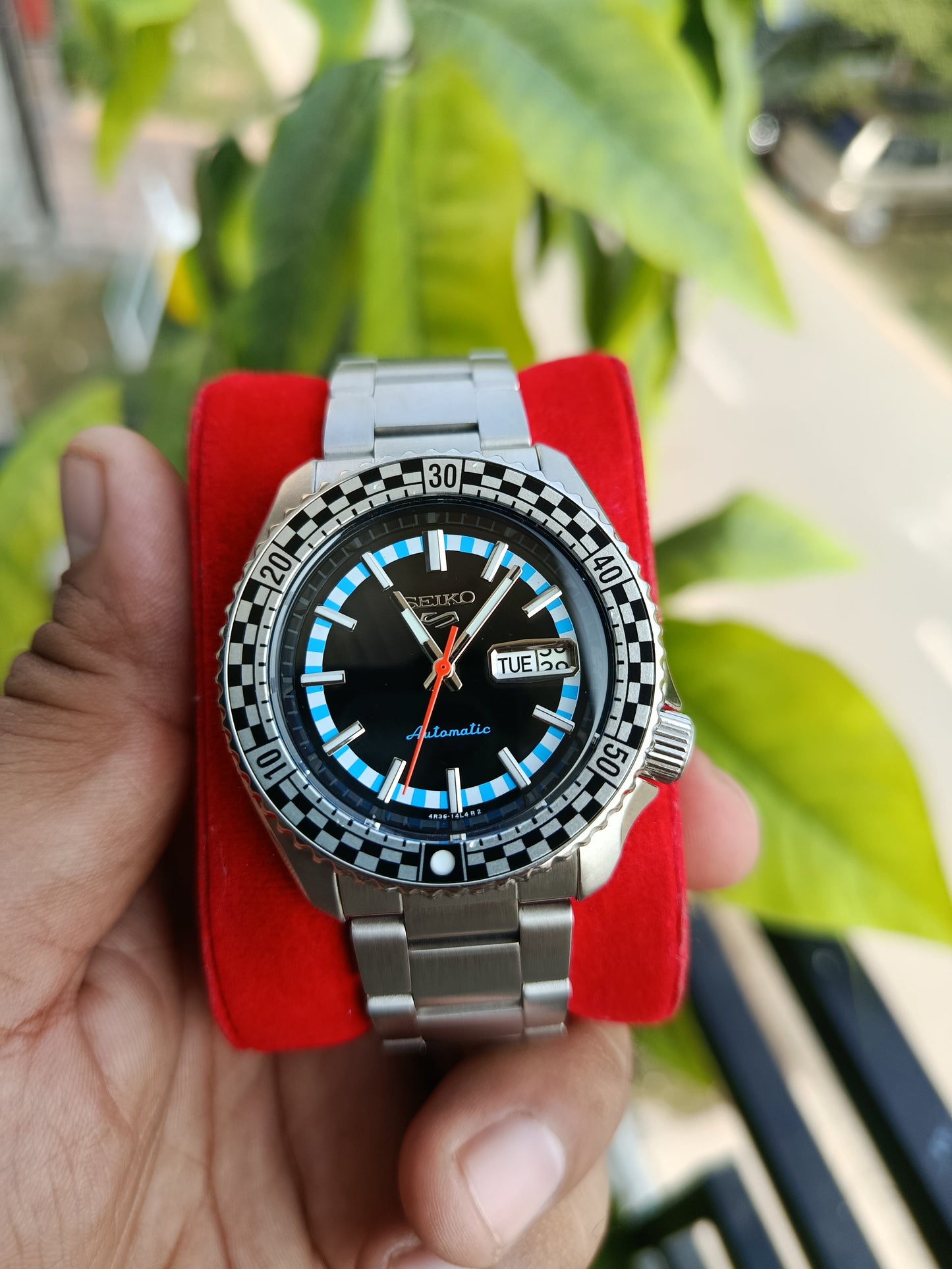 Seiko Mode Automatic Black Dial Men's Watch