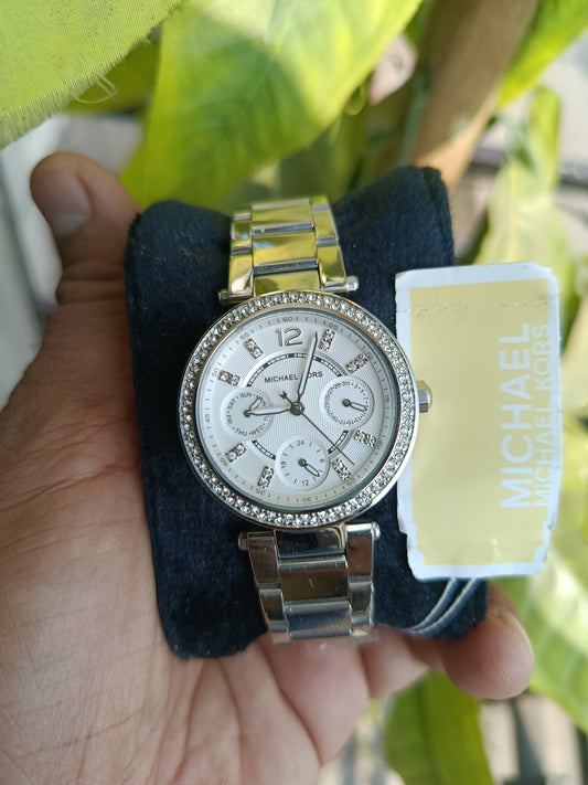 Michael Kors MK5615 Parker Silver Women’s Watch | Crystal Bezel | Stainless Steel Bracelet