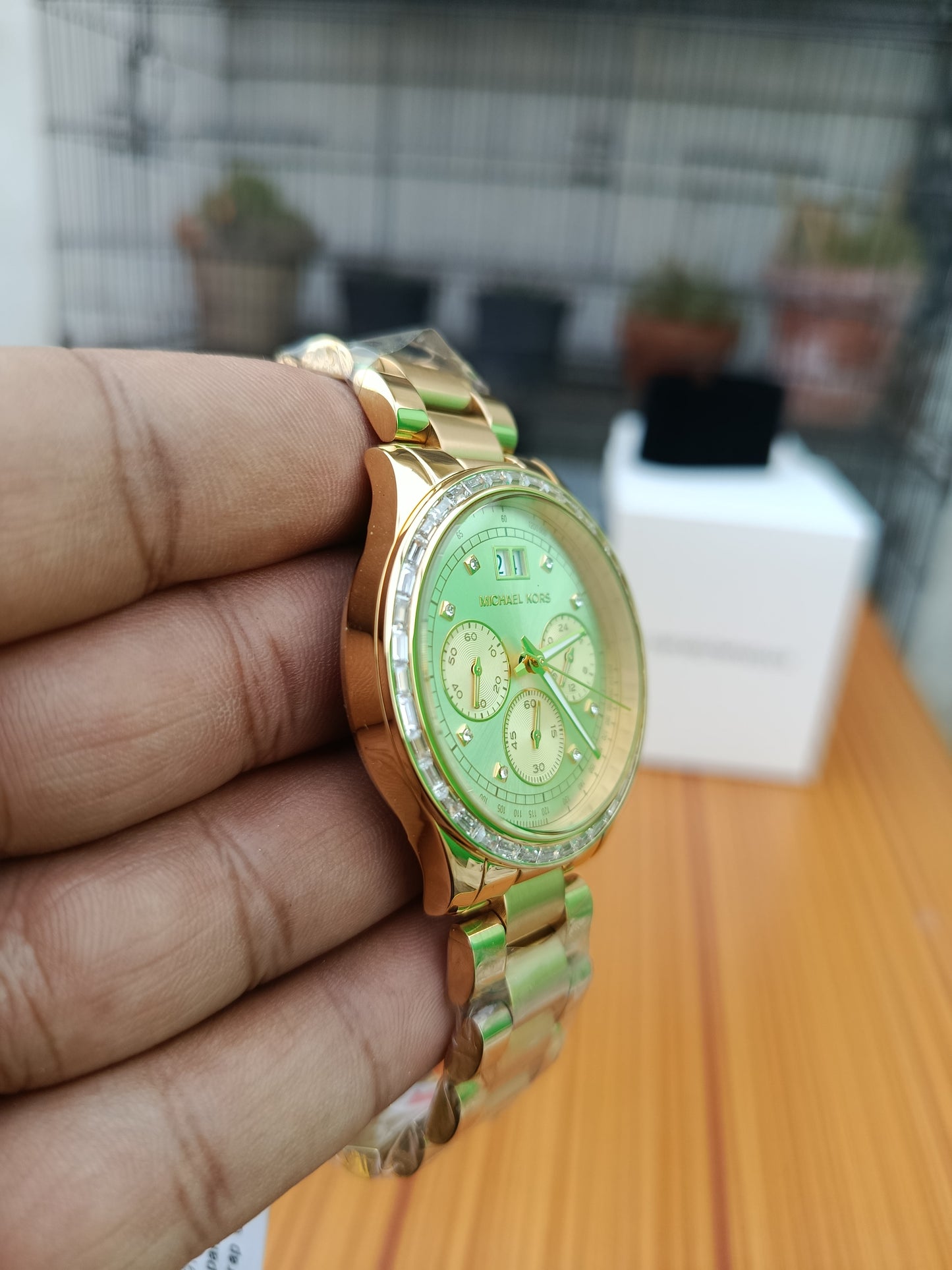 Michael Kors Quartz Gold Stainless Steel Gold Dial 40mm Watch MK6187