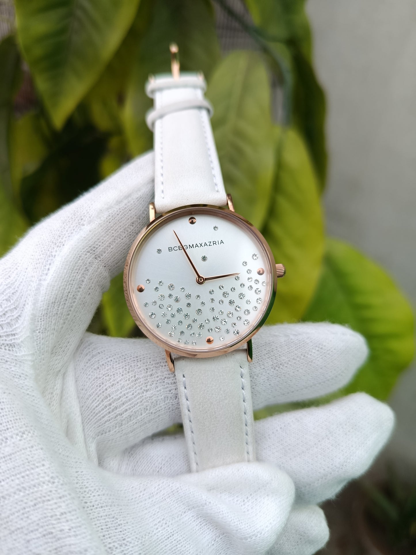 BCBGMAXAZRIA Women’s Rose Gold Crystal Dial White Leather Strap Quartz Watch