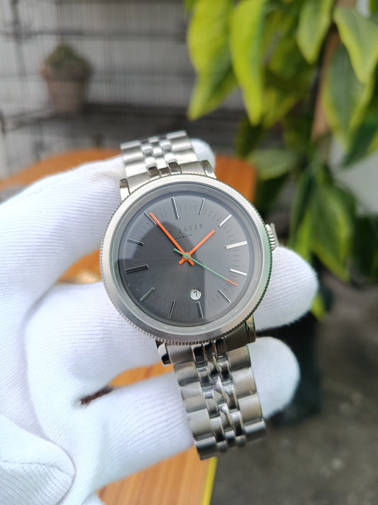 Ted Baker Men’s Watch 10031511 – Gunmetal Dial with Stainless Steel Link Bracelet