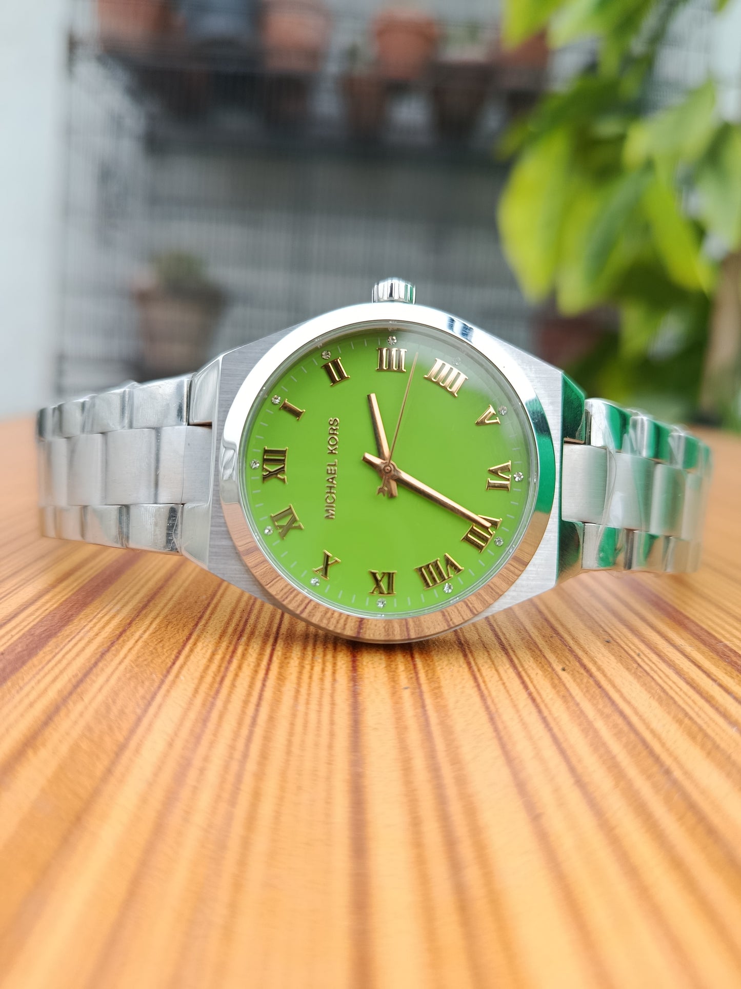 Michael Kors Lennox MK7463 Unisex Watch – Green Dial, Silver Stainless Steel Strap