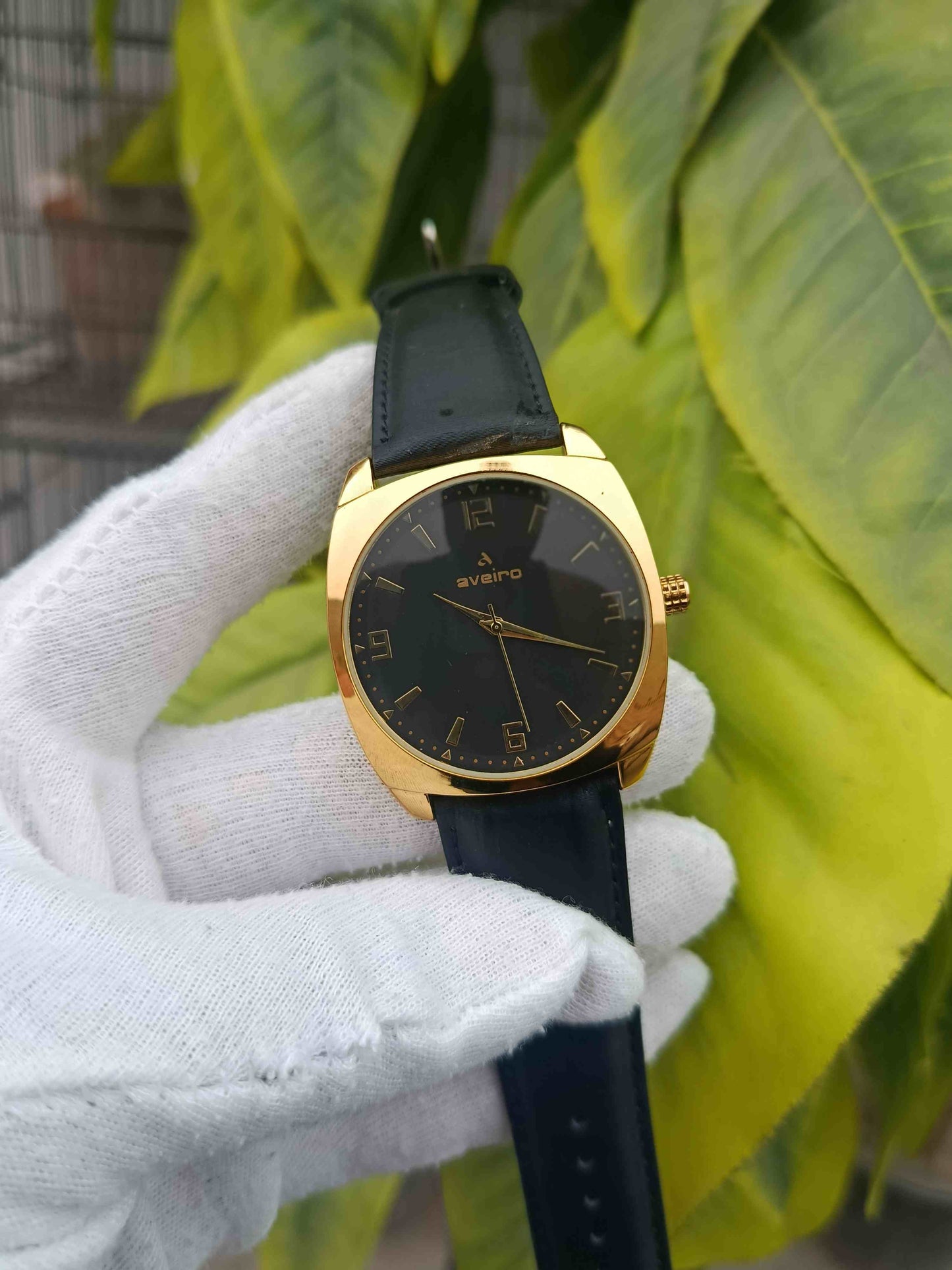 Aveiro Men's Light Weight Dress Watch