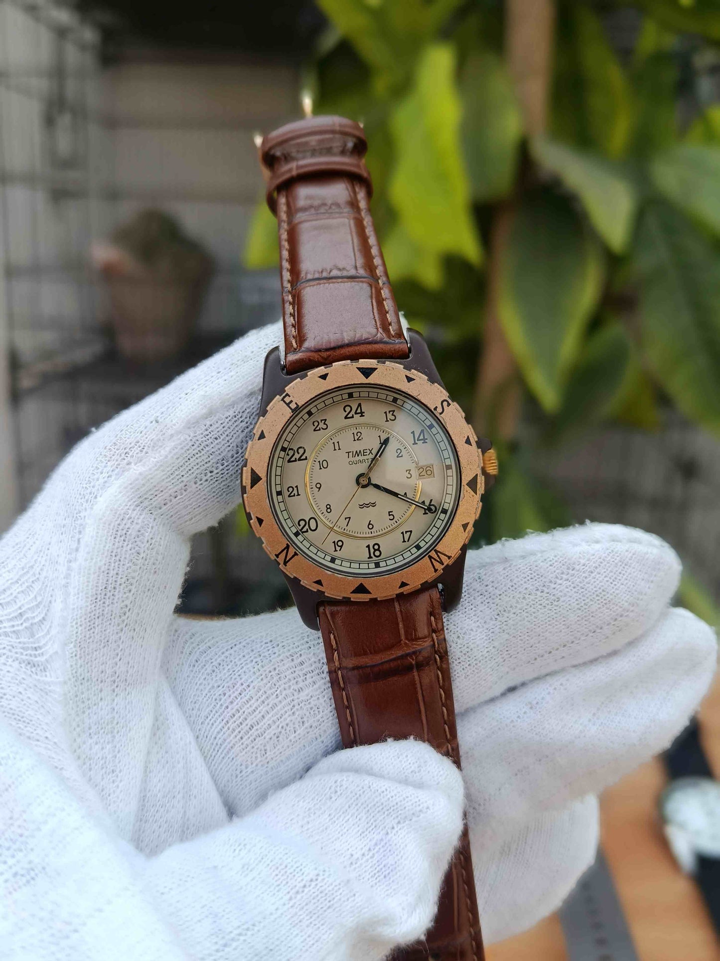 Vintage TIMEX Safari 395 LA CELL Watch – Brass Bezel, Brown Leather Strap | Classic Retro Men's Watch