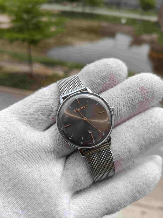GANT Unisex Quartz Watch | Brown Sunray Dial | Silver Stainless Steel Mesh Bracelet | Date Display | Minimalist Dress Watch
