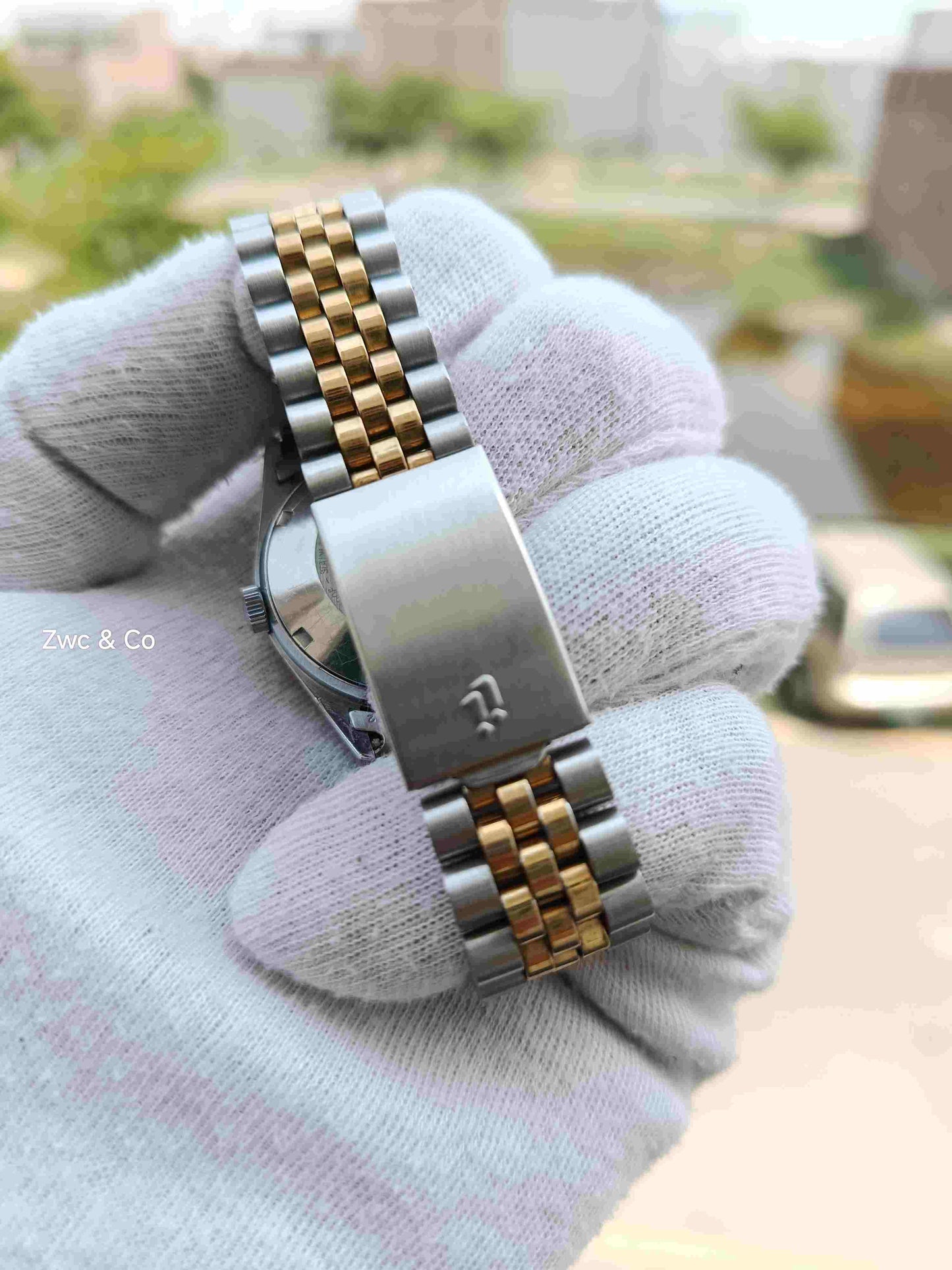 Dalil Star Automatic Two-Tone Watch | Swiss Made | Arabic Prayer Time Bezel | Date Display | Jubilee Bracelet
