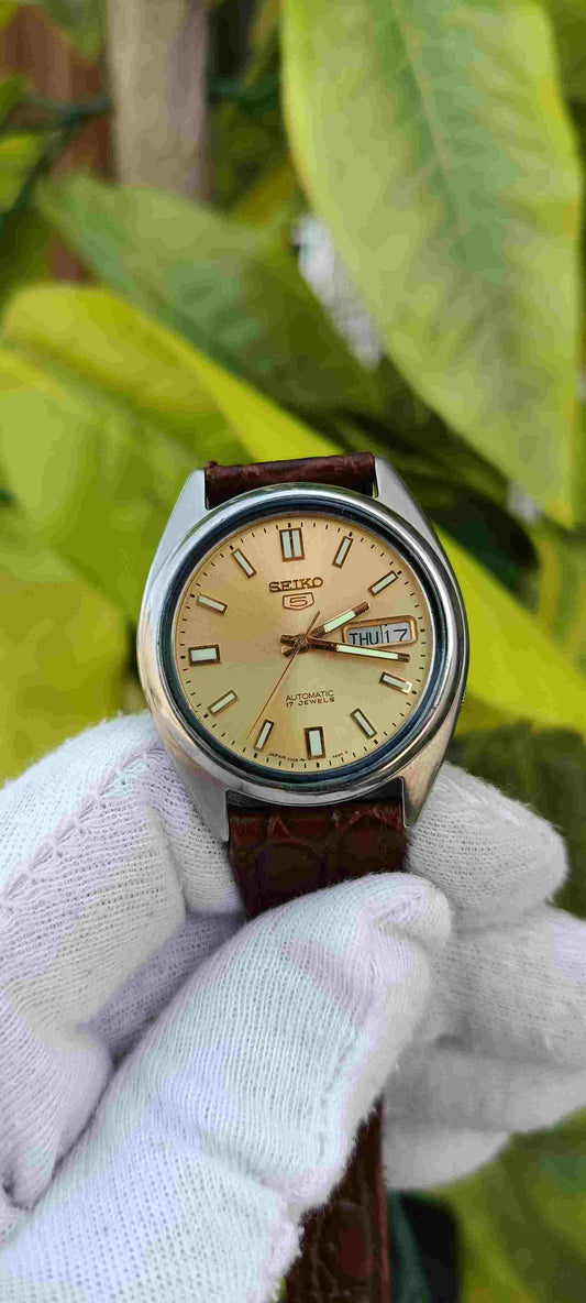 Seiko 5 Automatic 17 Jewels Men's Watch – Champagne Gold Dial, Day-Date, Brown Croco Leather Strap