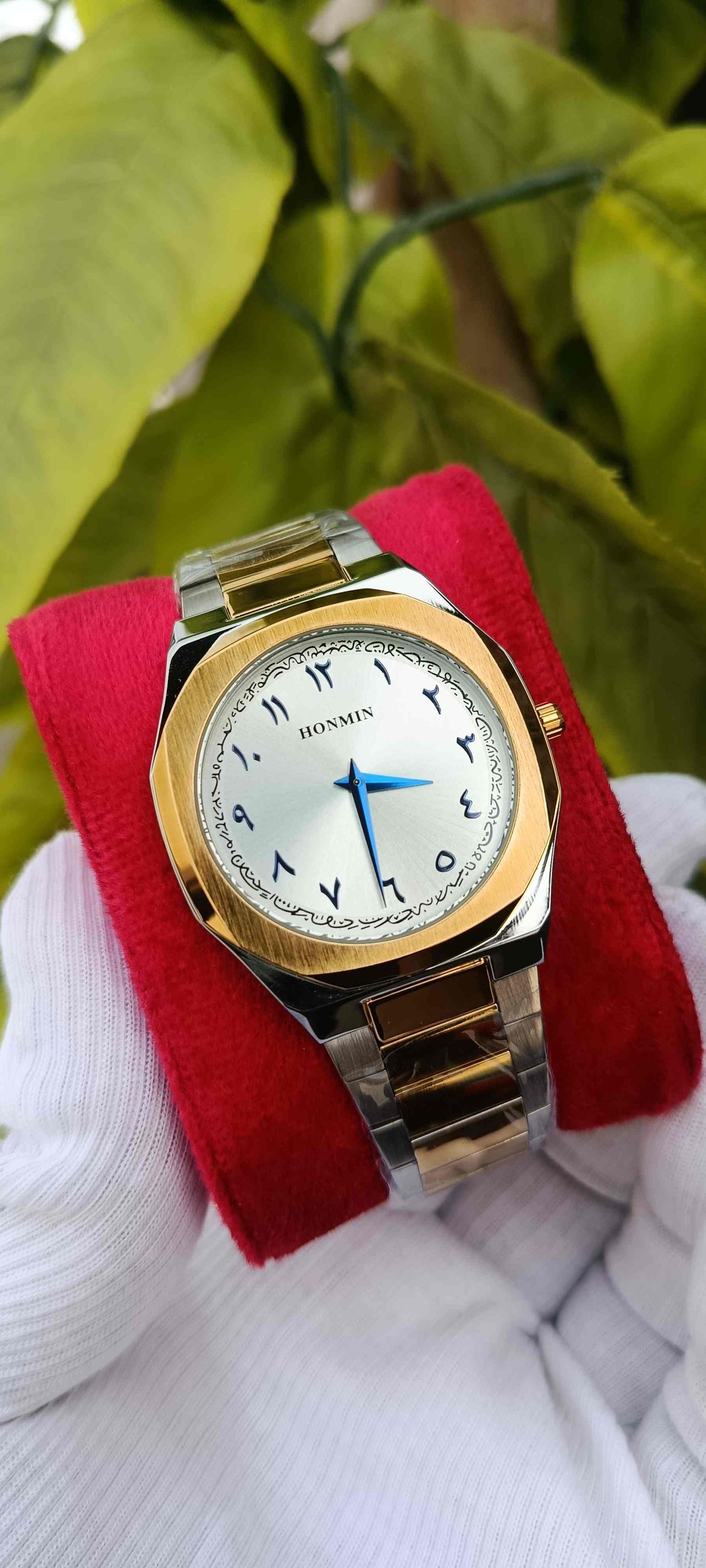 Honmin Two-Tone Dress Watch with Arabic-Indic Numerals