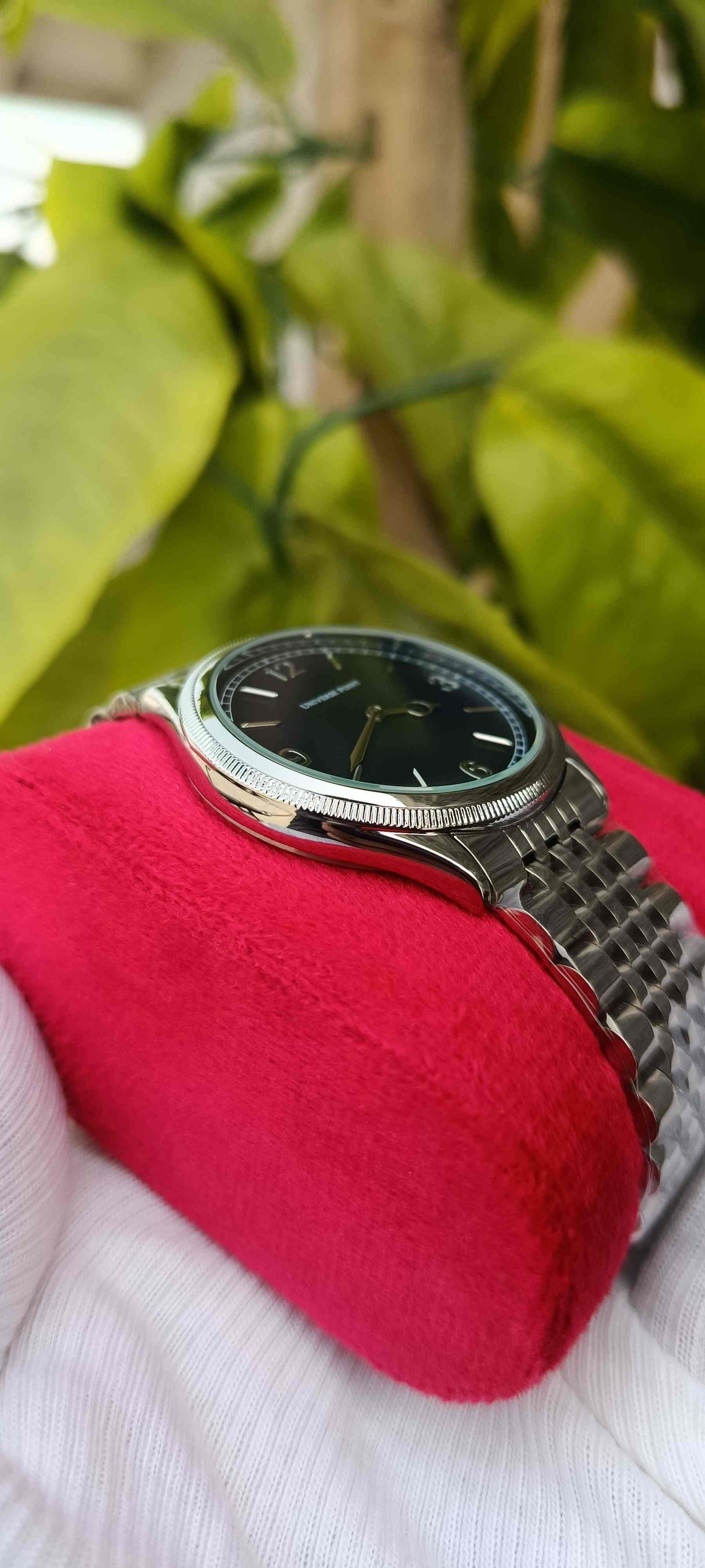 UNIVERSE POINT Navy Dial | Silver Metal Polish Bracelet with Fluted Bezel