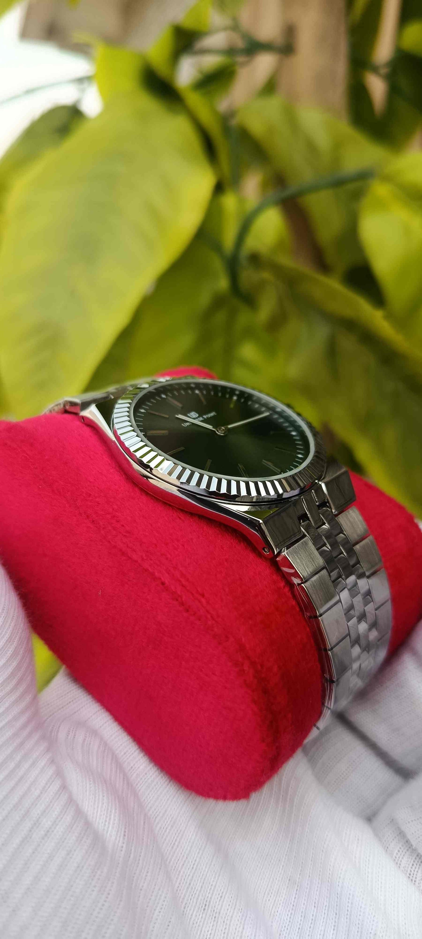 UNIVERSE POINT Green Dial Bar Marker Watch | Metal Polish Bracelet with Rotating Bezel