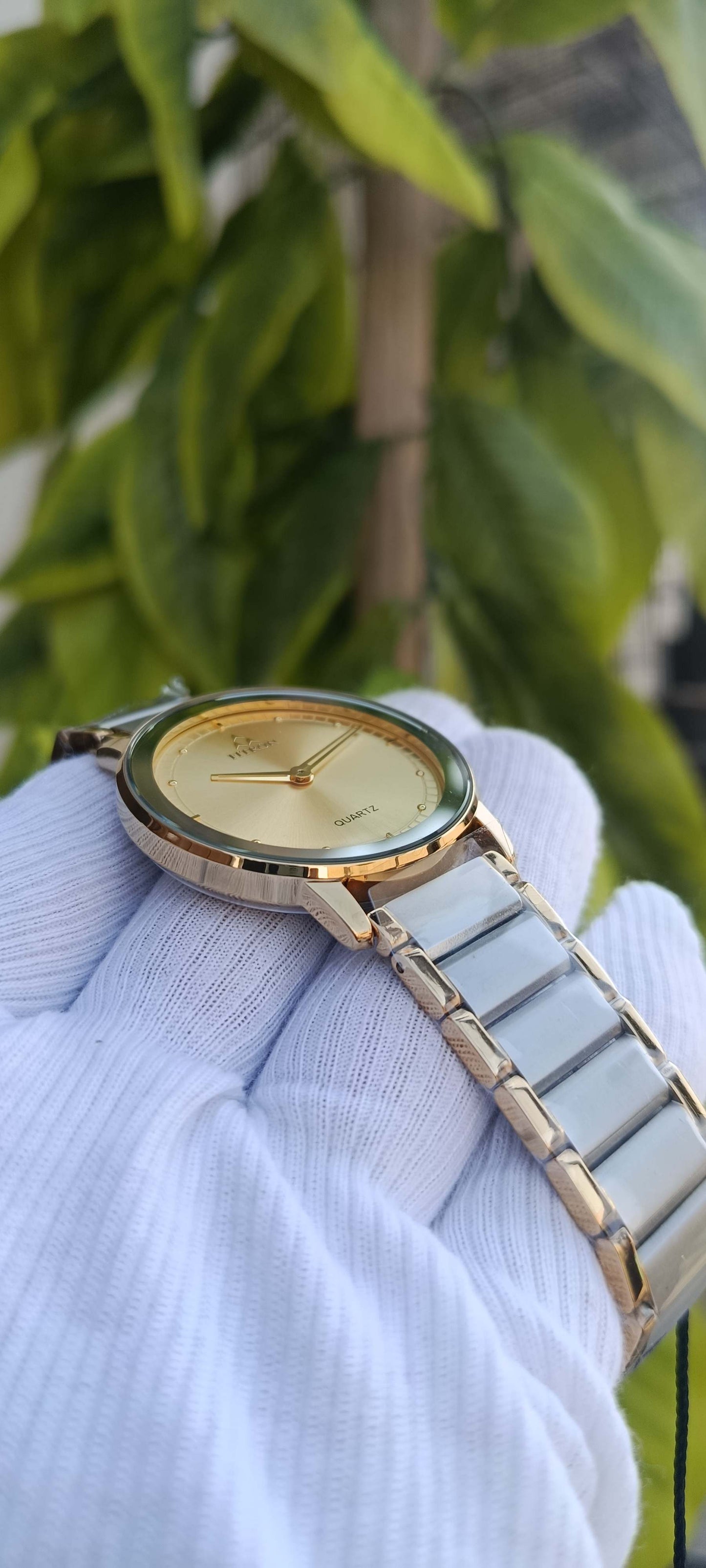 Fitron Quartz Analog Watch – Two-Tone Gold & Silver