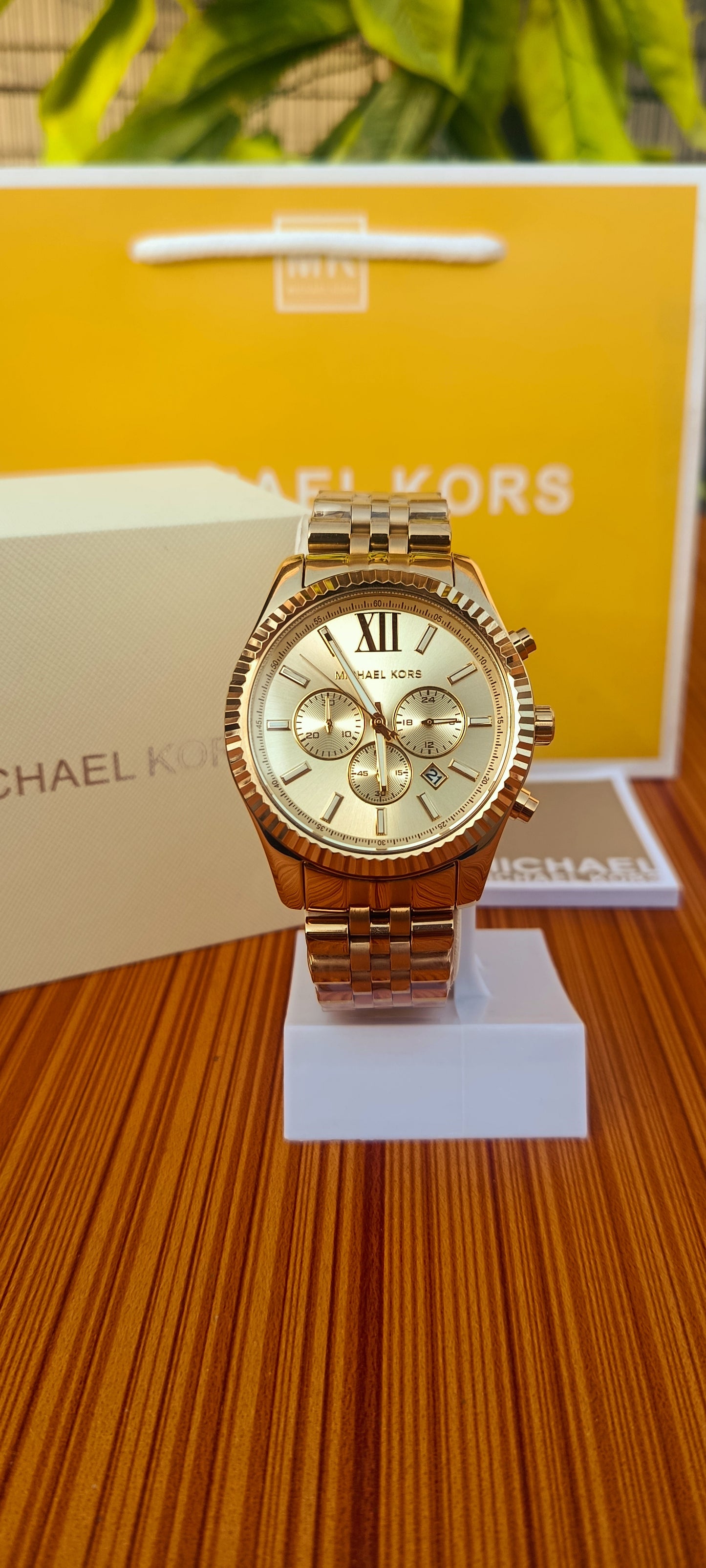 Michael Kors MK8281 Men's Lexington Chronograph Watch – Gold-Tone Stainless Steel with Champagne Dial, 45mm